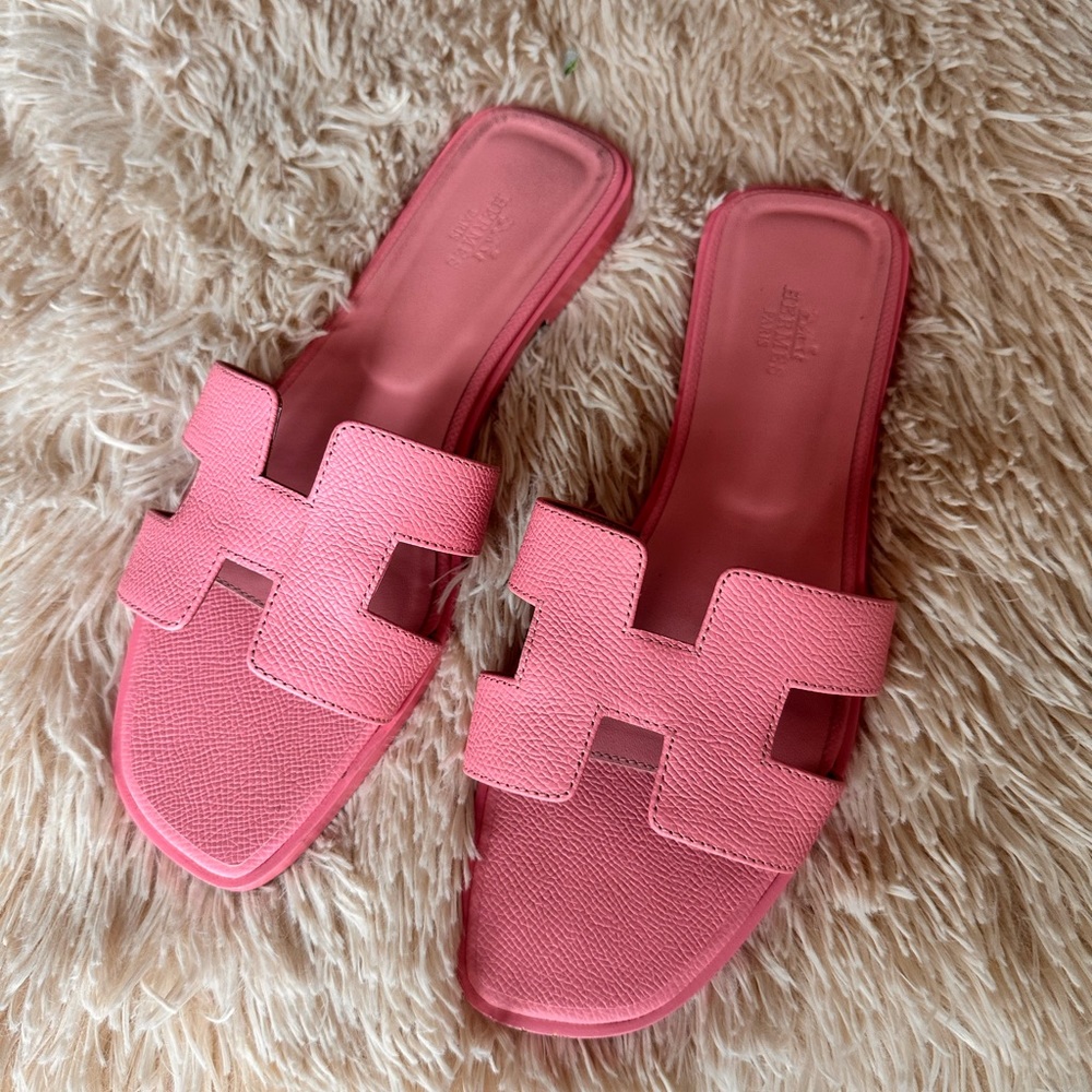 Pink hermes sandals